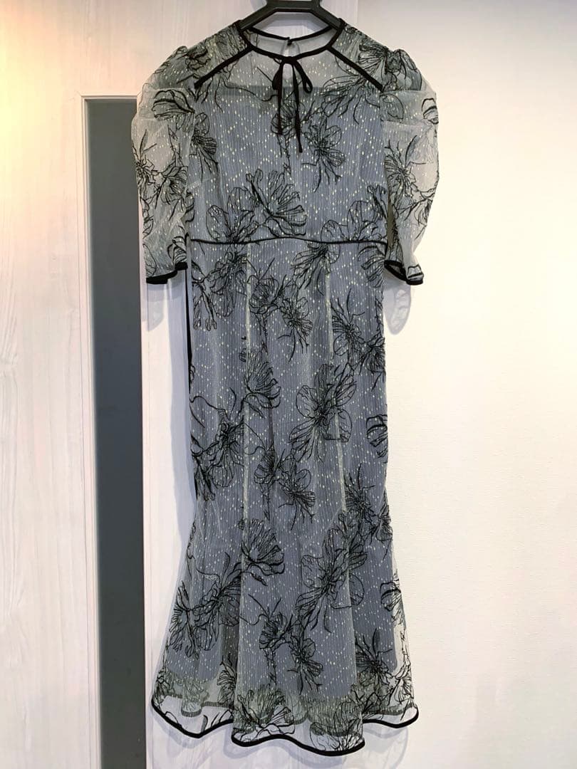 Leja 花柄刺繍レースパフスリーブマーメイドフレアロングワンピースドレス