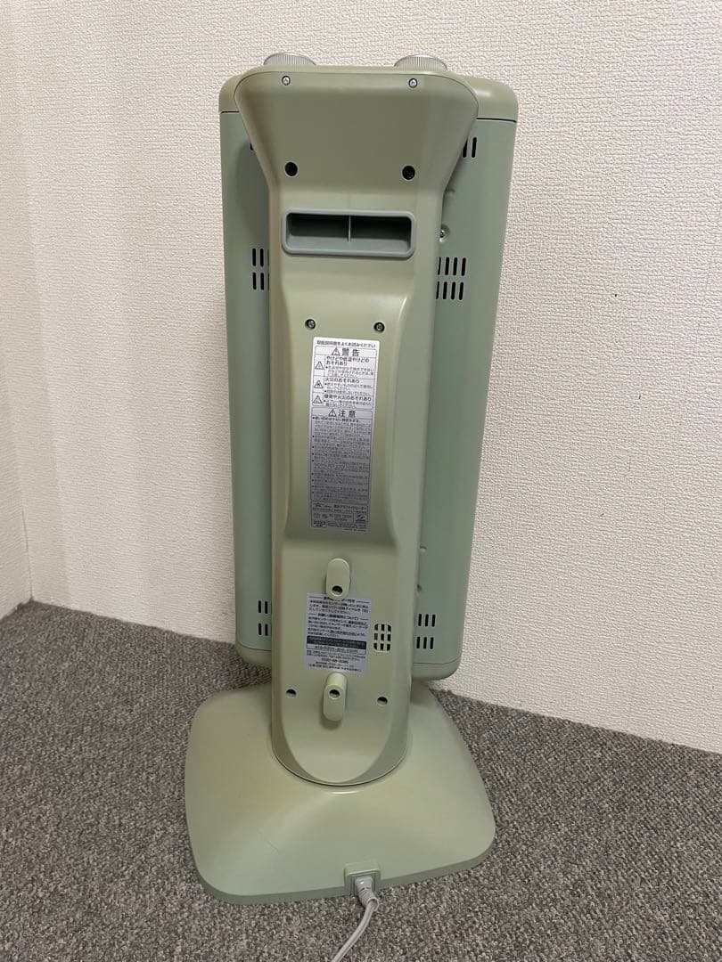 アラジン 遠赤外線グラファイトヒーター　AEH-2G10BJ 2022年製
