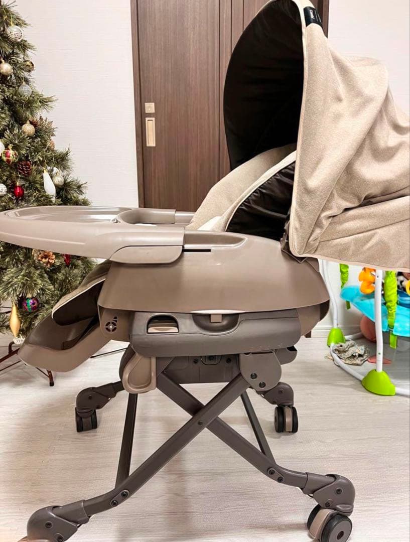 コンビ ハイローチェアー ネムリラ BEDi ヘーゼルベージュ　オートスウィング