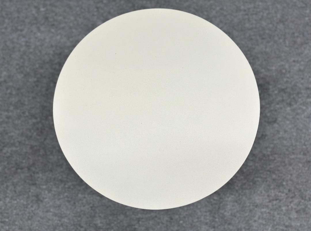 ボーコンセプト■Expose　サイドテーブル　シンプル　モダン　ウォームグレー