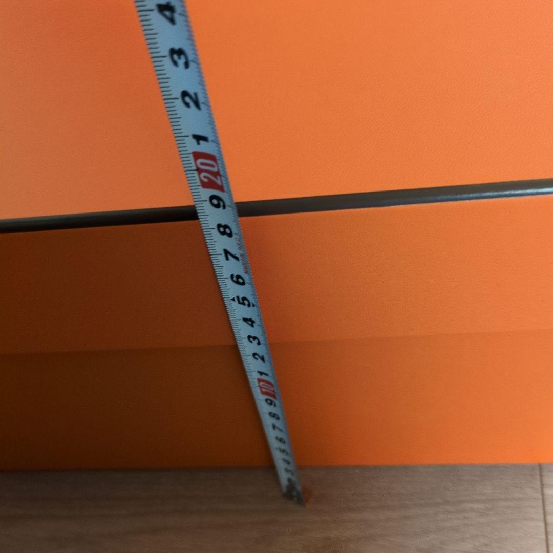 ②エルメス　カバン用大きな空箱とリボン