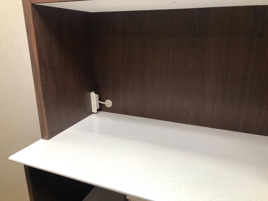 美品 食器棚 幅90cm キッチンボード コンセント付 88106-2-01