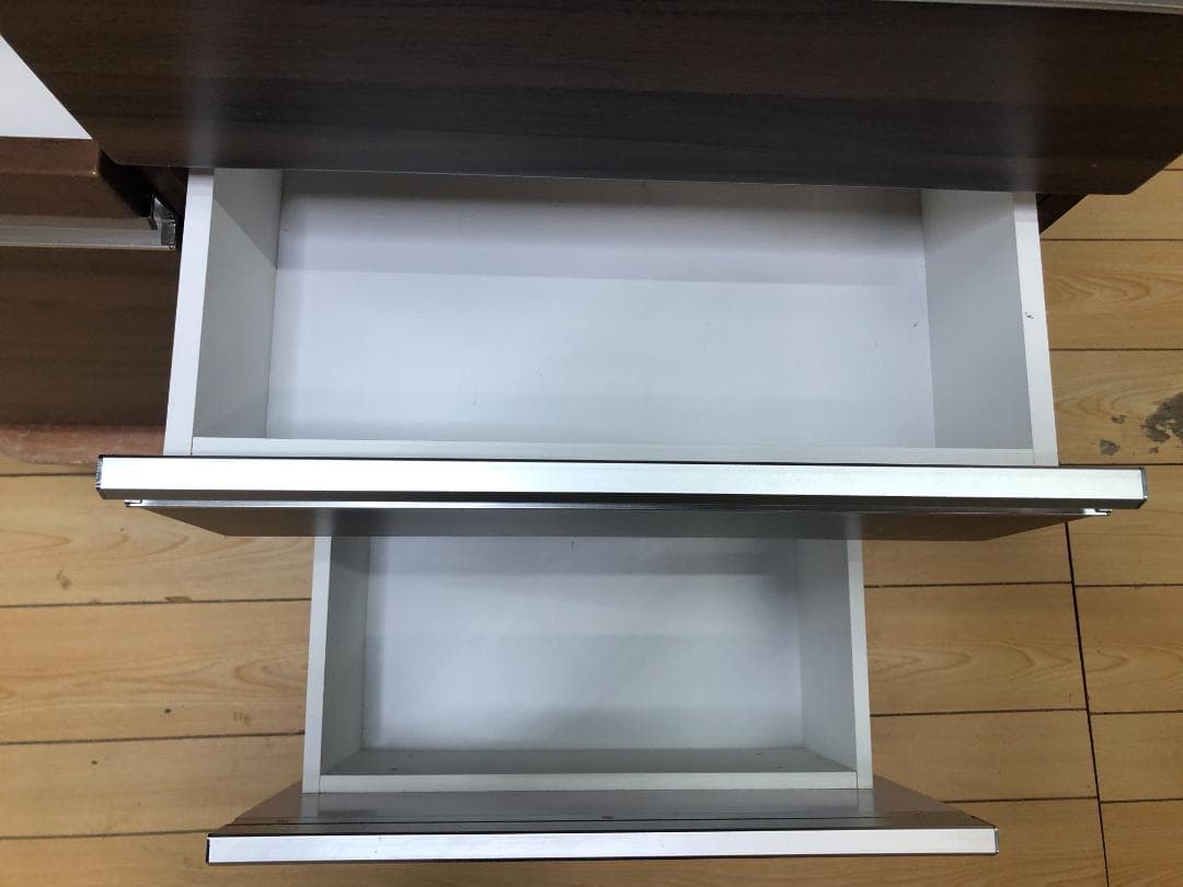 美品 食器棚 幅90cm キッチンボード コンセント付 88106-2-01