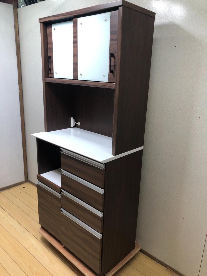 美品 食器棚 幅90cm キッチンボード コンセント付 88106-2-01