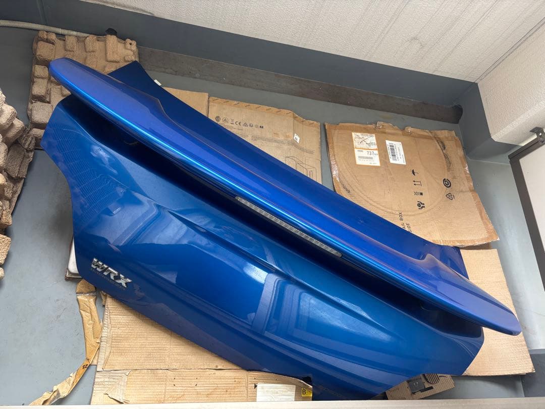 SUBARU WRX GDA涙目リアウイング 青　インプレッサ