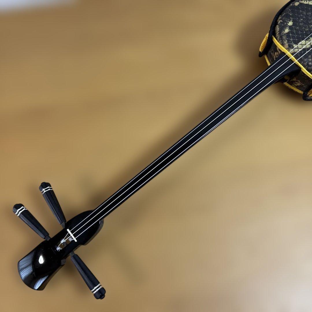 【状態良好】沖縄三線 三味線 人工皮張り　革　蛇　ヘビ　へび　初心者　本体のみ