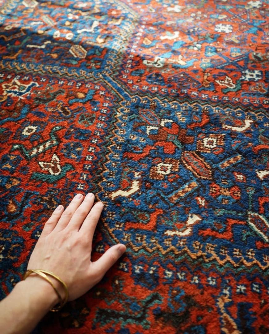 シラーズ　トライバルラグ　ヴィンテージラグ