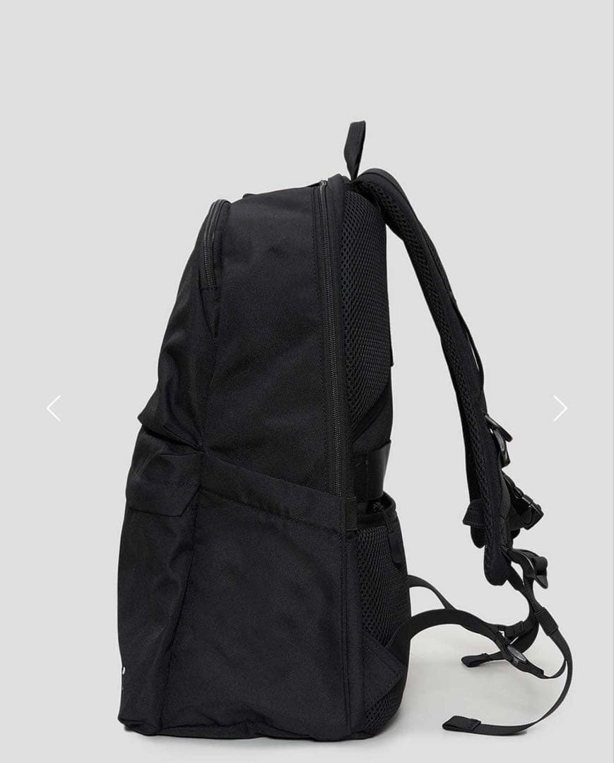 ビューティフルシャドークリーチャー｜無重力マルチファンクションリュック