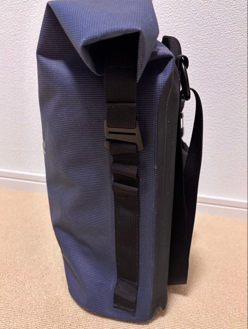 N*h様 ブロンプトンWATERPROOF WITH FRAME ネイビー 9L