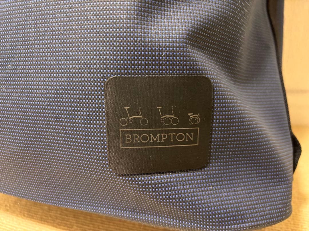 N*h様 ブロンプトンWATERPROOF WITH FRAME ネイビー 9L