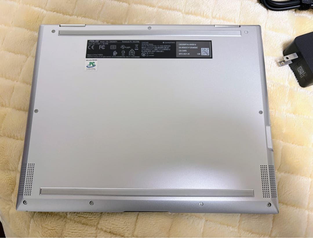 ASUS Chrome book 12インチ／フリップタイプクロームブック