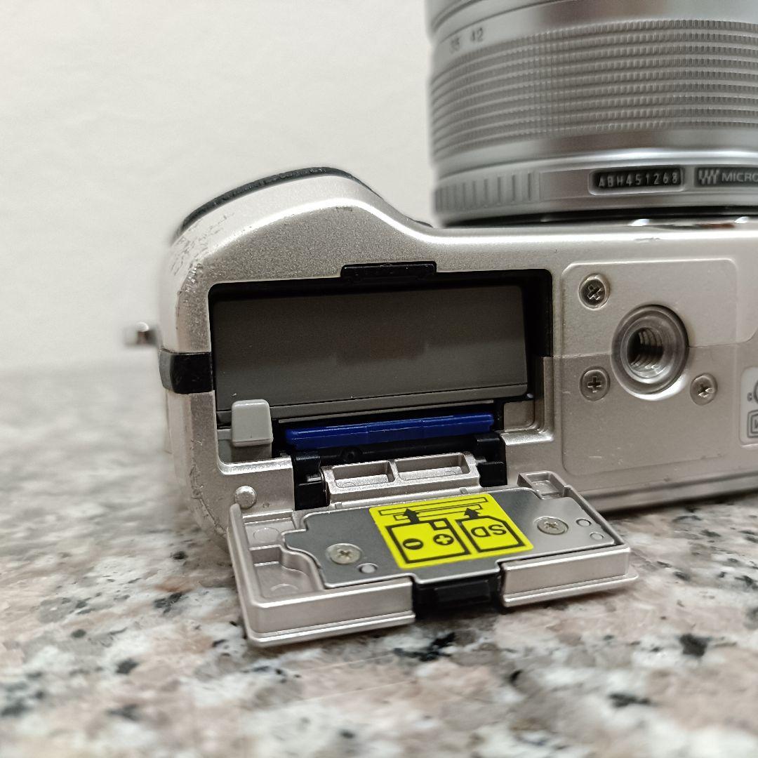 OLYMPUS E-PL2 オリンポス レンズ付