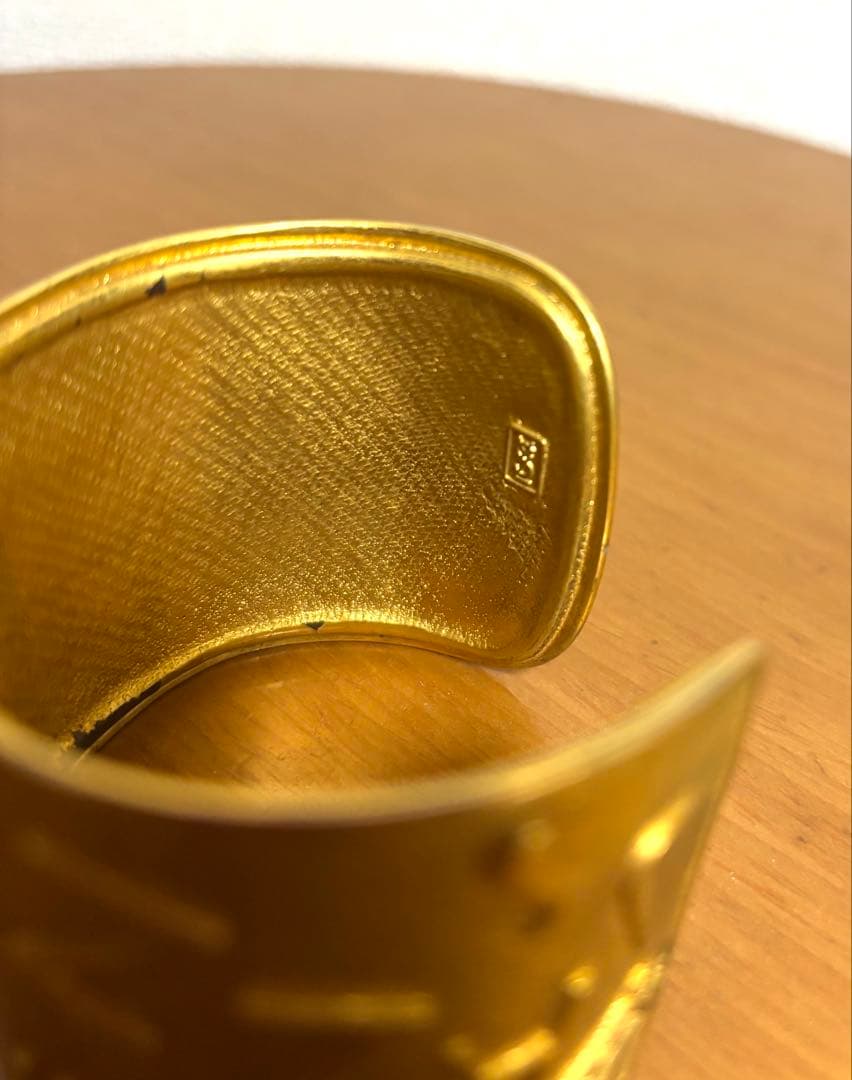 Yves Saint Laurent サンローラン ブレスレット バングル