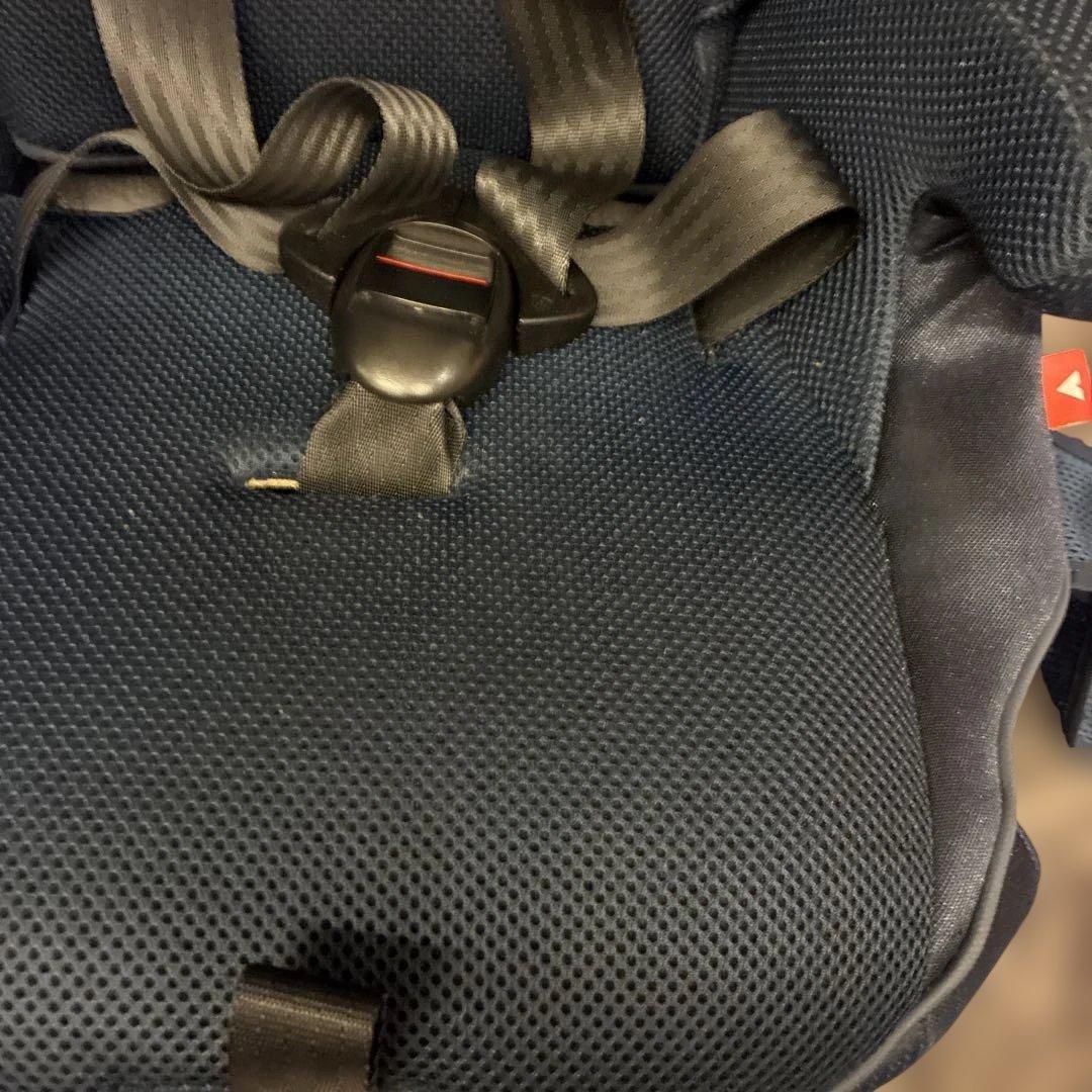 綺麗！アップリカ　シートベルト式　チャイルド　ジュニア　シート　エアグルーヴ