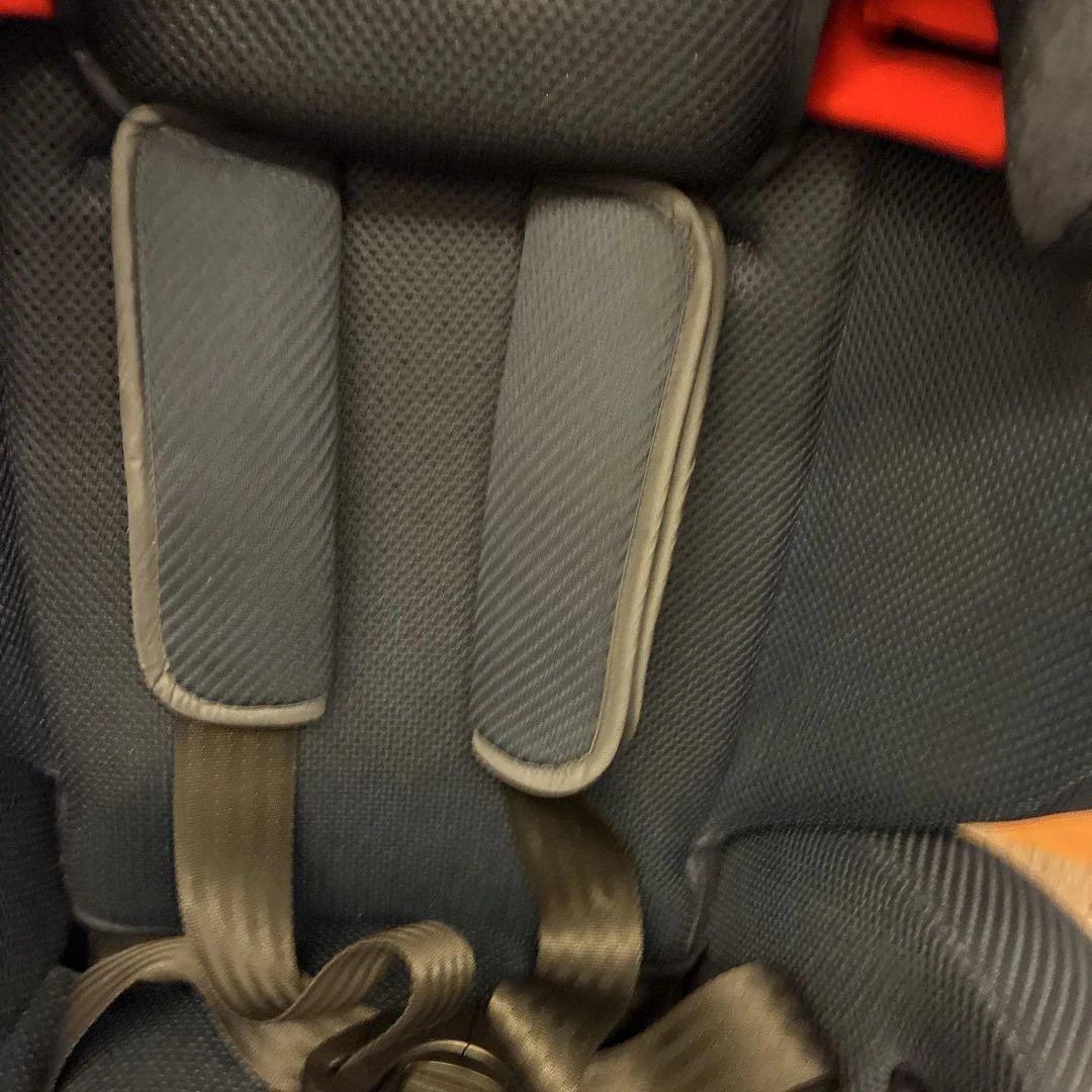 綺麗！アップリカ　シートベルト式　チャイルド　ジュニア　シート　エアグルーヴ