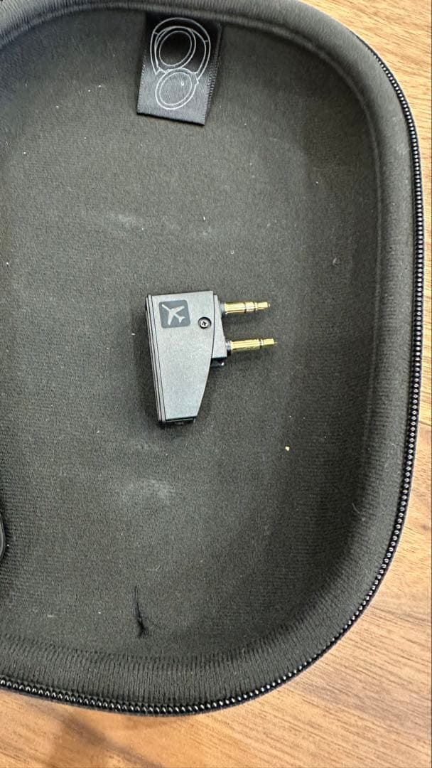 し*り様 Bose ノイズキャンセリングヘッドホン シルバー