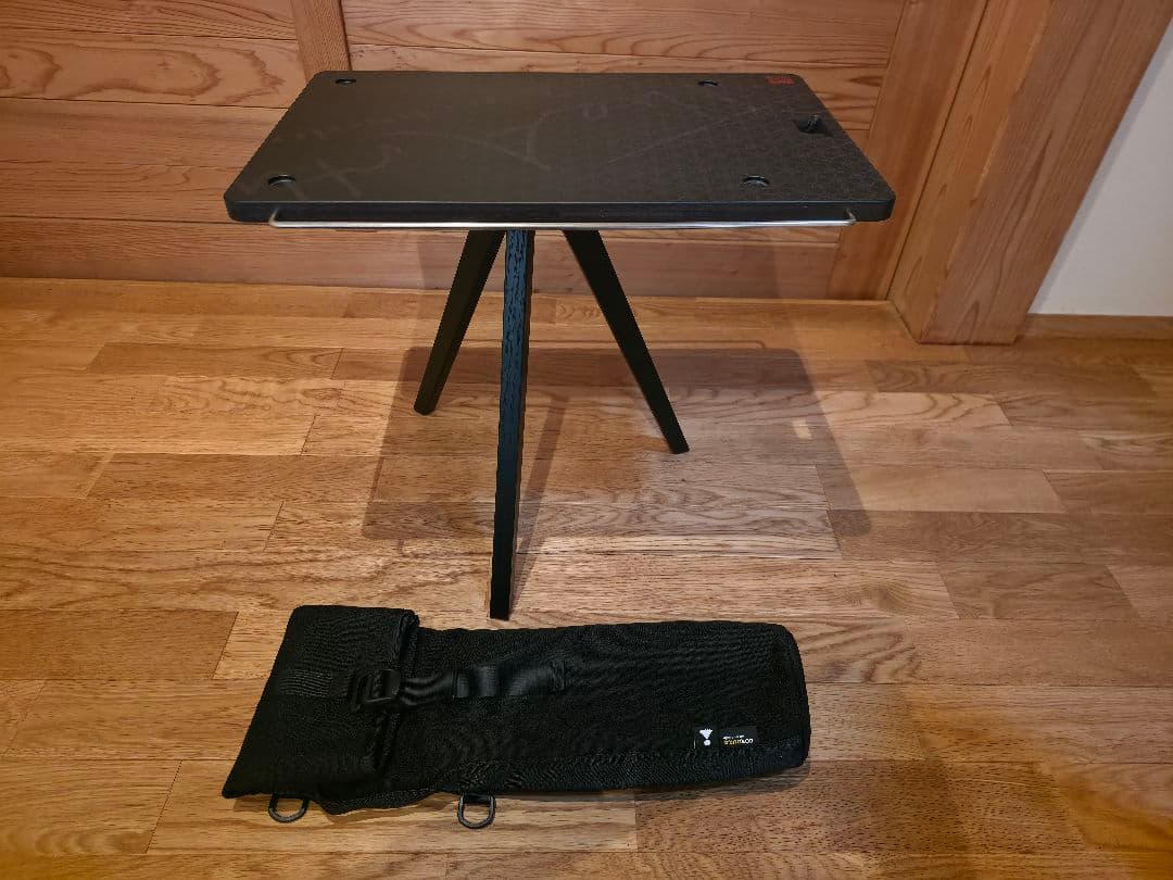 ざぁーす 床上手さん 炭カラーマット x dapperpunch 三脚＆ケース