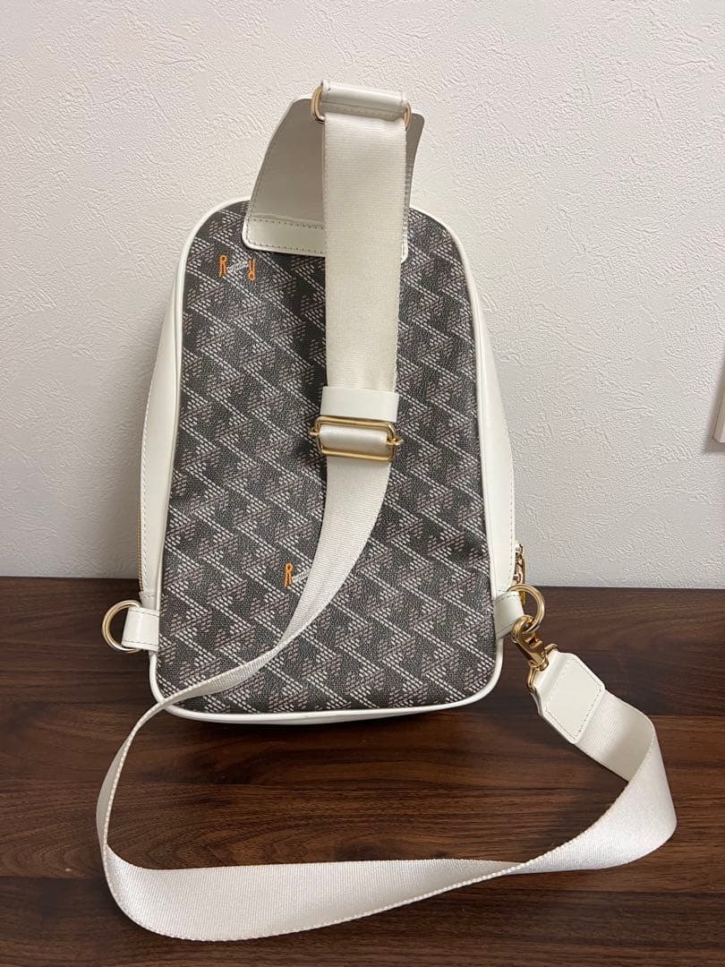 レザレクション　ブランタ　NO.2 ボディバッグ　定価¥31,350