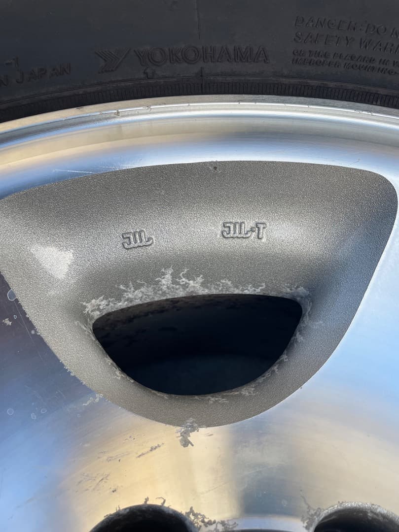 【天優さま専用】 【送料込み】 ランクル80　純正ホイール　スタッドレス