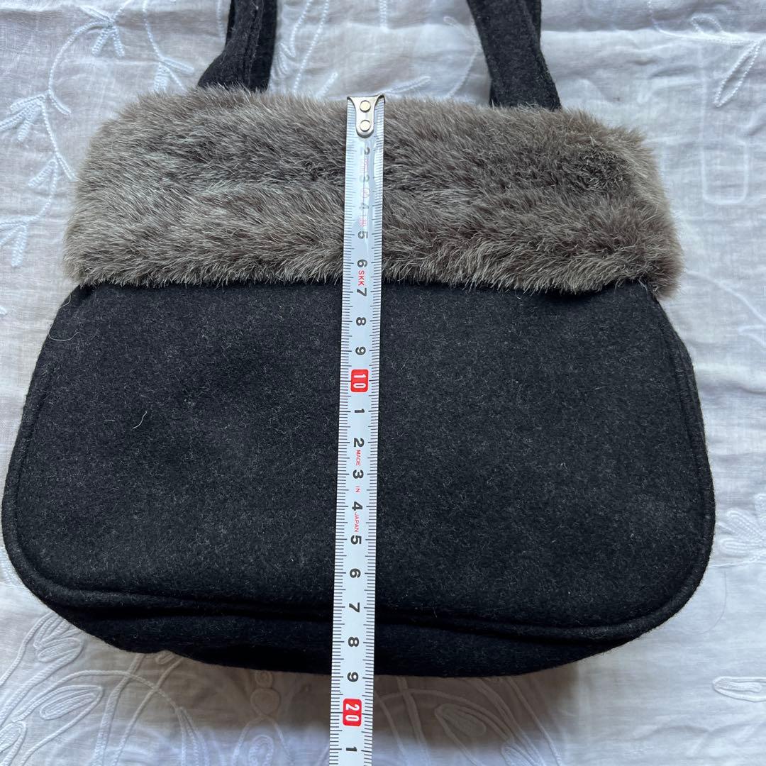 PRADA プラダ フェルト生地 バック　黒　レア