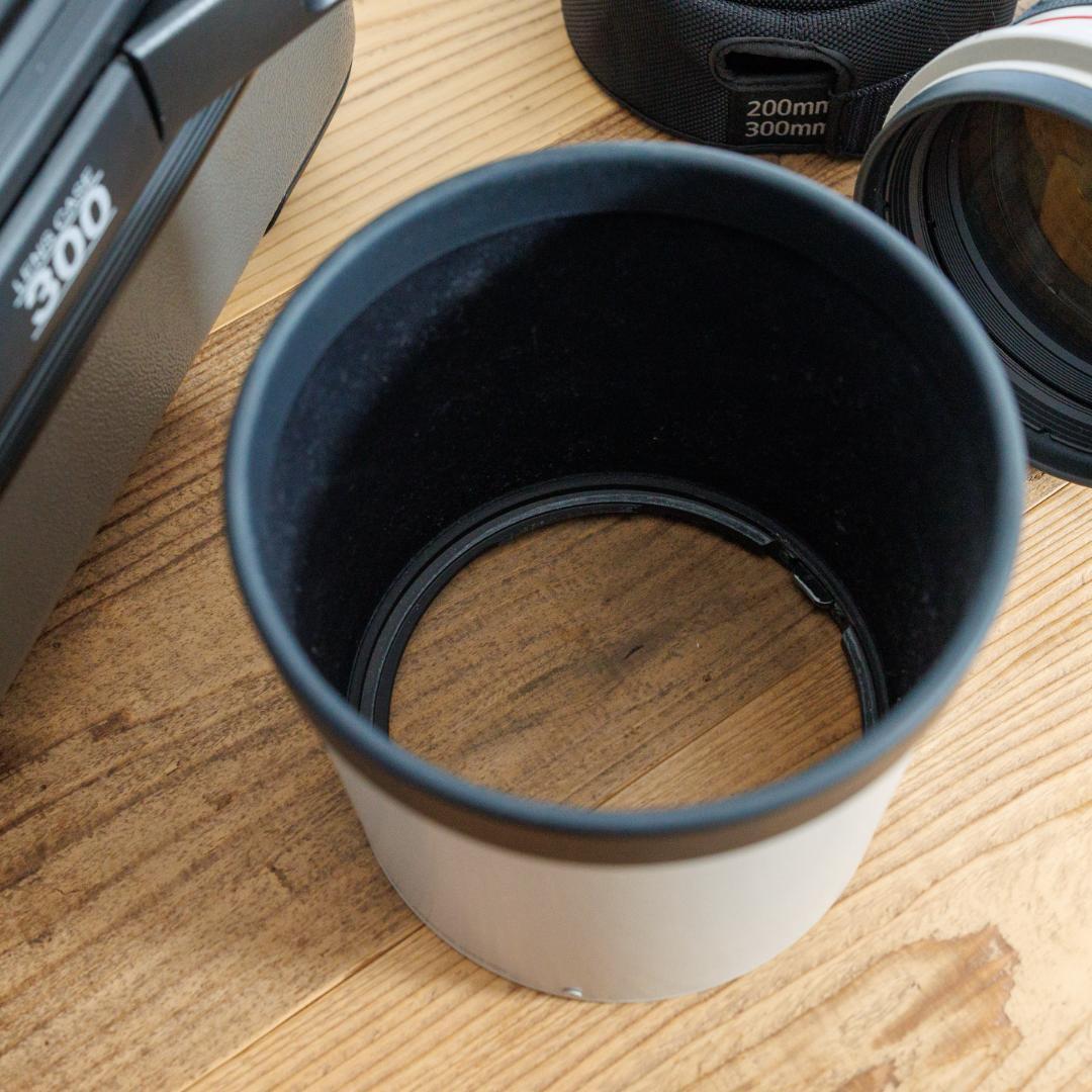 美品 キヤノン EF300mm F2.8L IS USM ケース付き