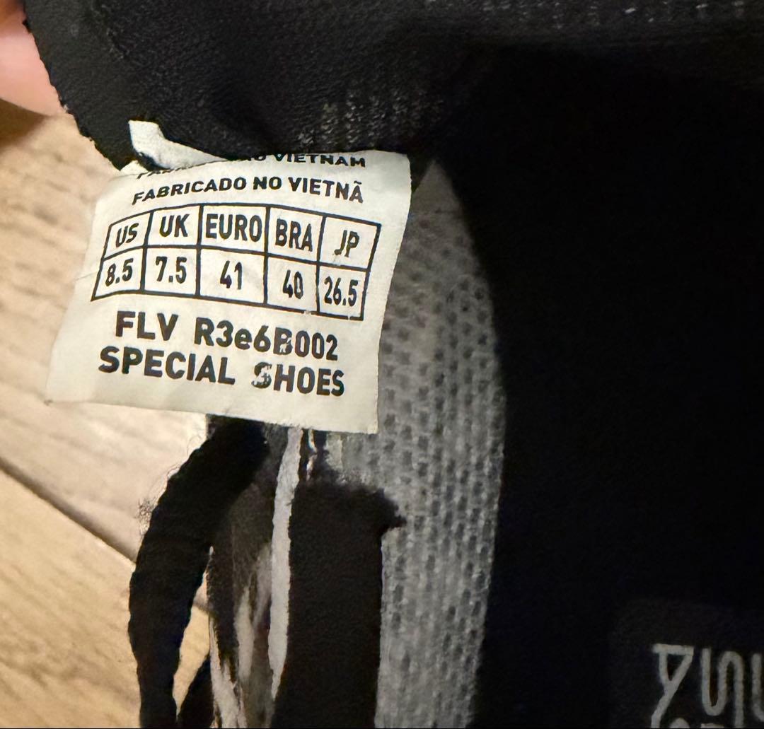 MIZUNO(ミズノ)/ウェーブリベリオンプロ　26.5cm