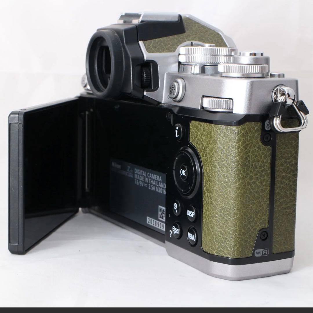 NikonZ fcボディZfc シルバーとレンズ