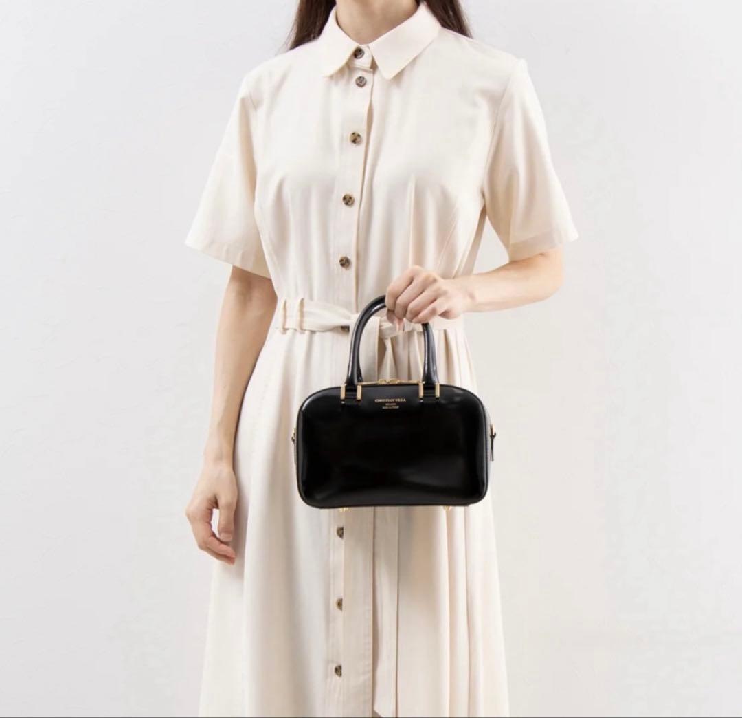 最終価格 新品クリスチャンヴィラ 2wayハンドバッグ ガラスレザー 6151