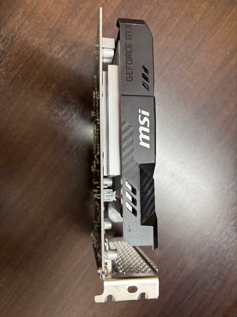 MSI GeForce GTX 1630 AERO ITX 4G OC 箱無し