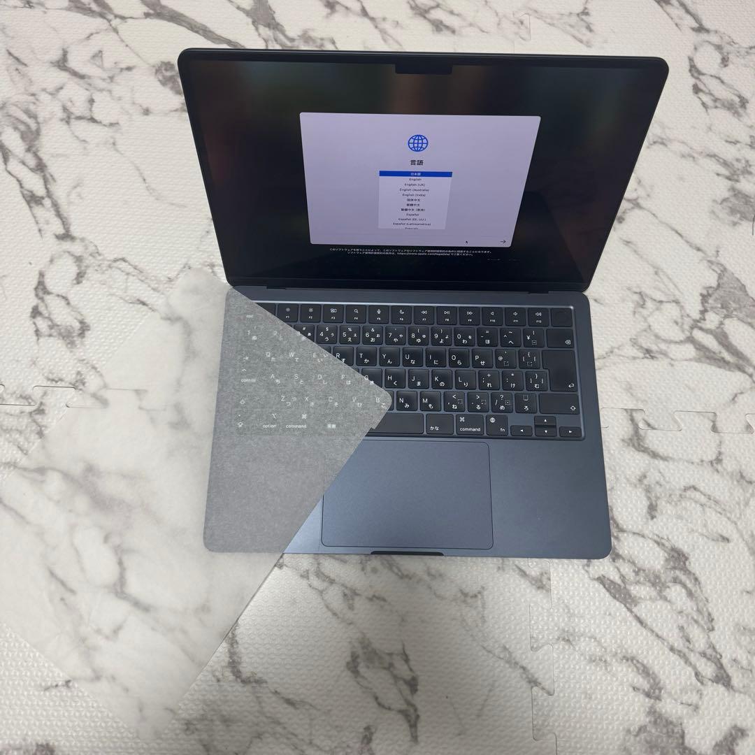 【超美品】MacBook Air M2 13.6インチ ミッドナイト【送料無料】