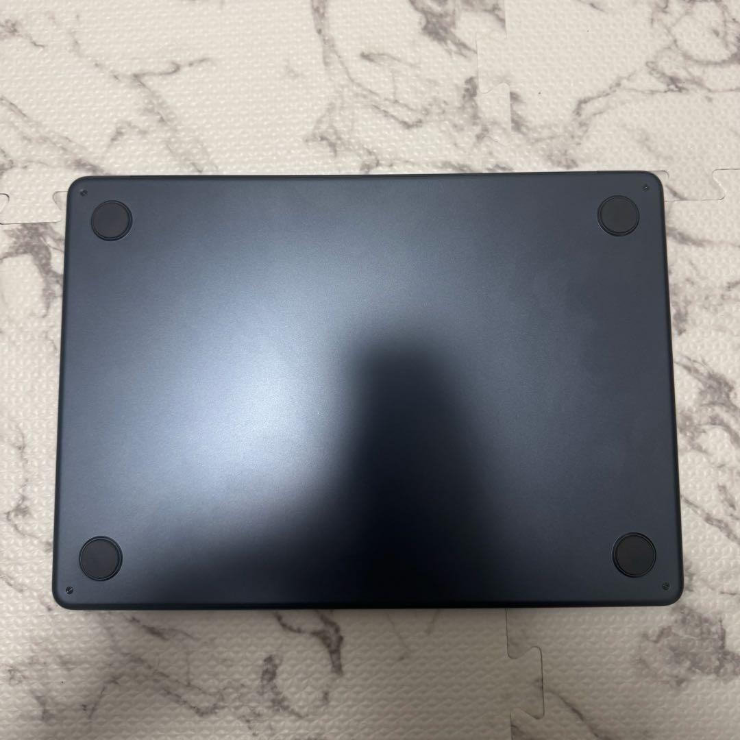 【超美品】MacBook Air M2 13.6インチ ミッドナイト【送料無料】