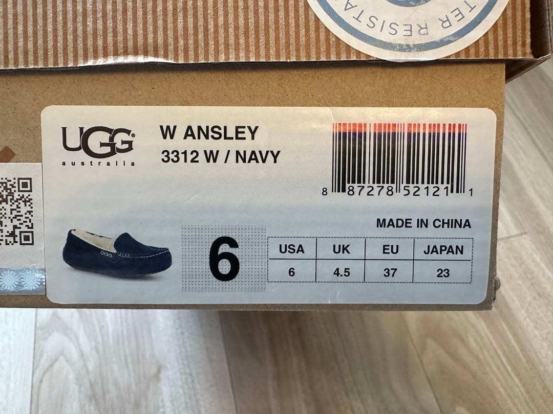 ugg 新品　モカシン　ネイビー