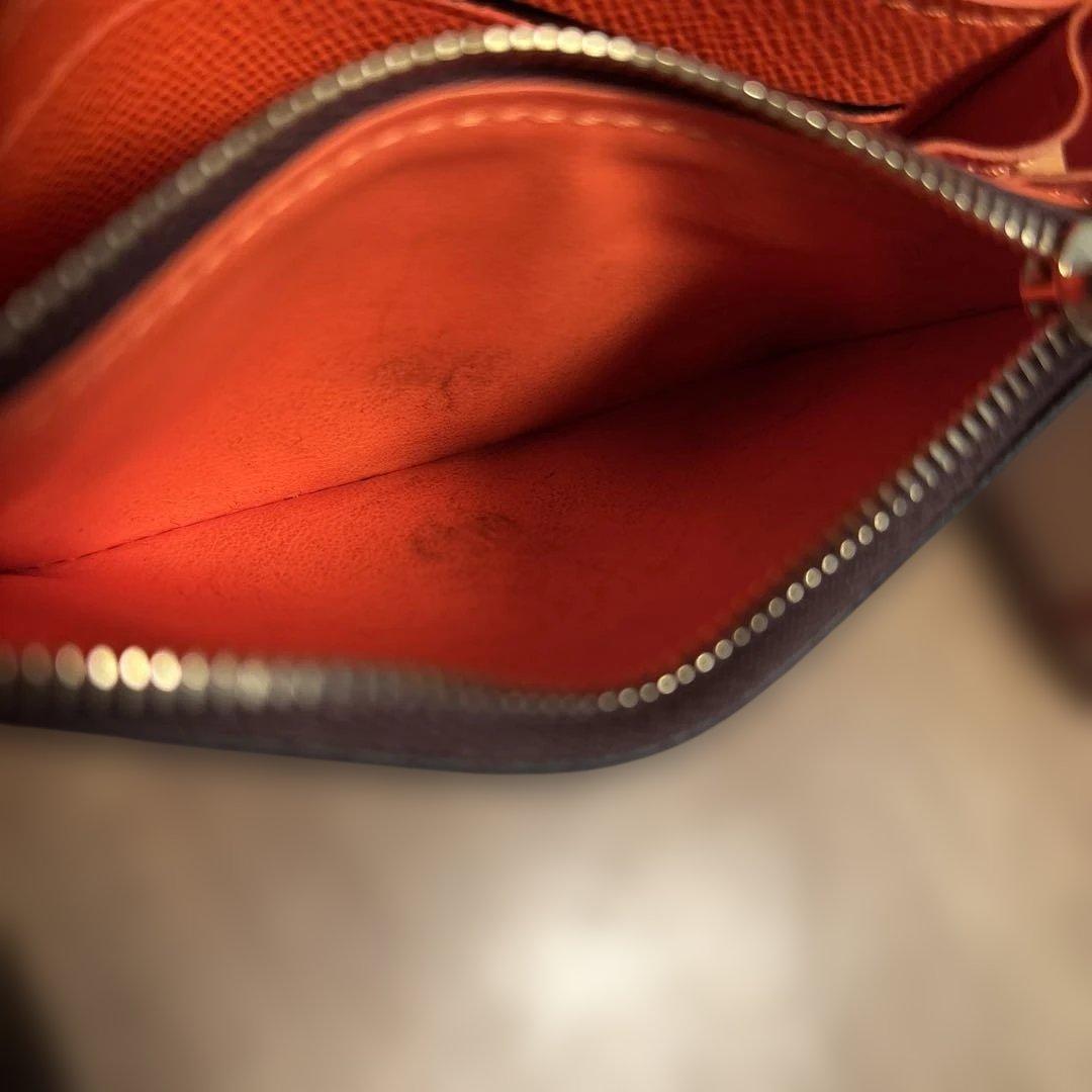 ルイヴィトン　ケース