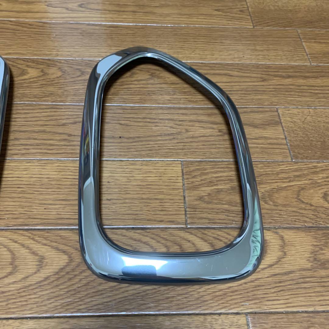 スバル　アウトバックBS9 純正　リヤバンパーモールディング