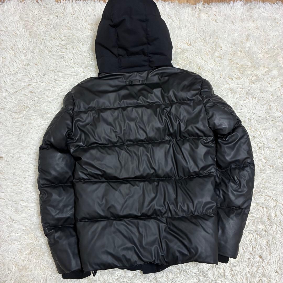 ARMANI COLLEZIONI アルマーニダウンジャケット