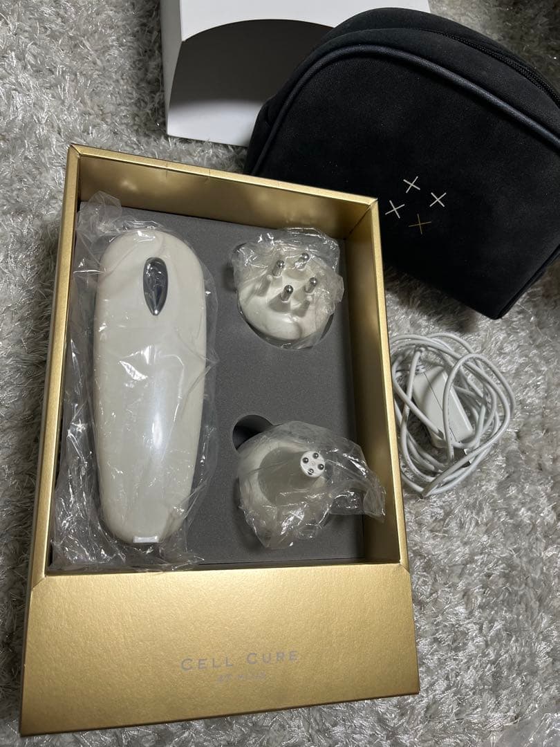 【カオミル】BELEGAセルキュア4TPLUS 250045 WHITE