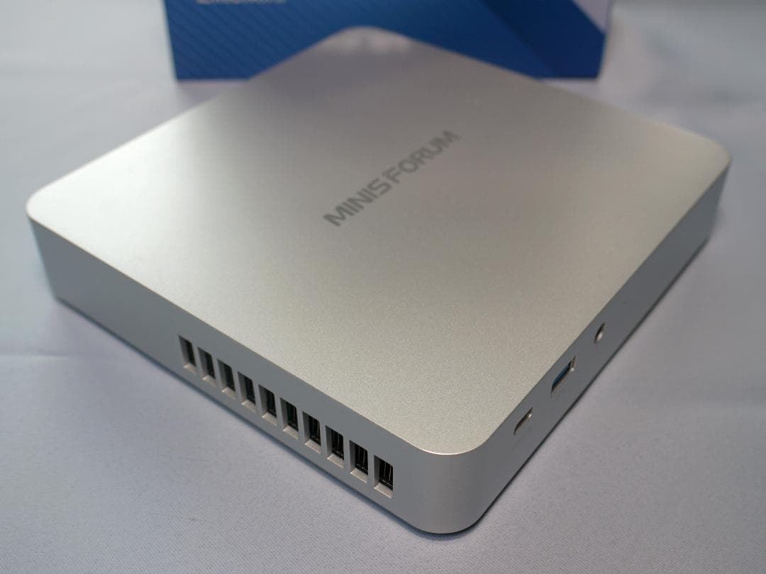 Core i7-11800H 高性能ミニPC MINISFORUM TH80