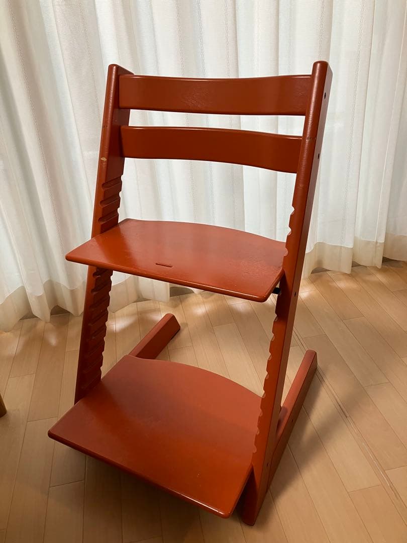 ストッケ　トリップトラップ　オレンジ