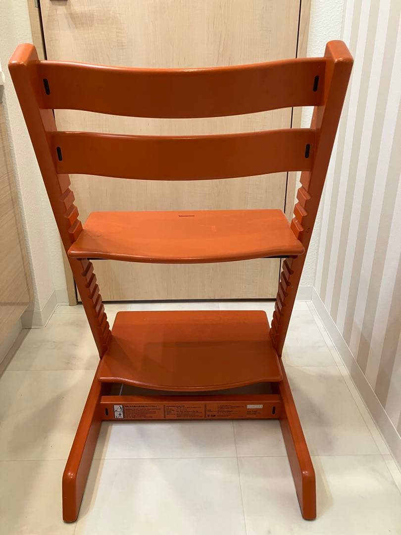 ストッケ　トリップトラップ　オレンジ