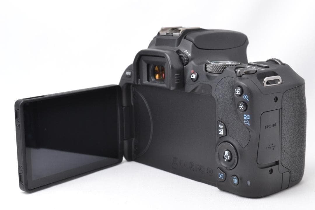 ■ 美品　S数753回 ■ キャノン　Canon Kiss X9 レンズキット