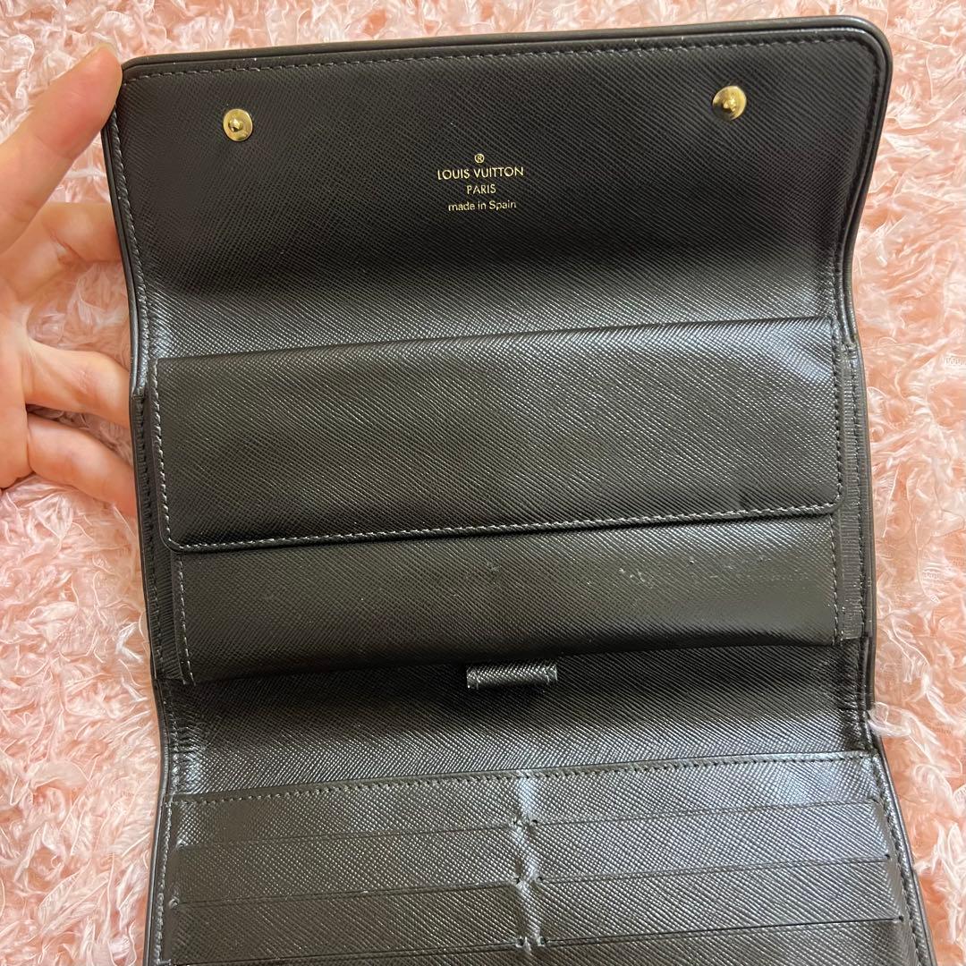 ルイヴィトン　財布　ポルトトレゾール　インターナショナル モノグラム　カーキ