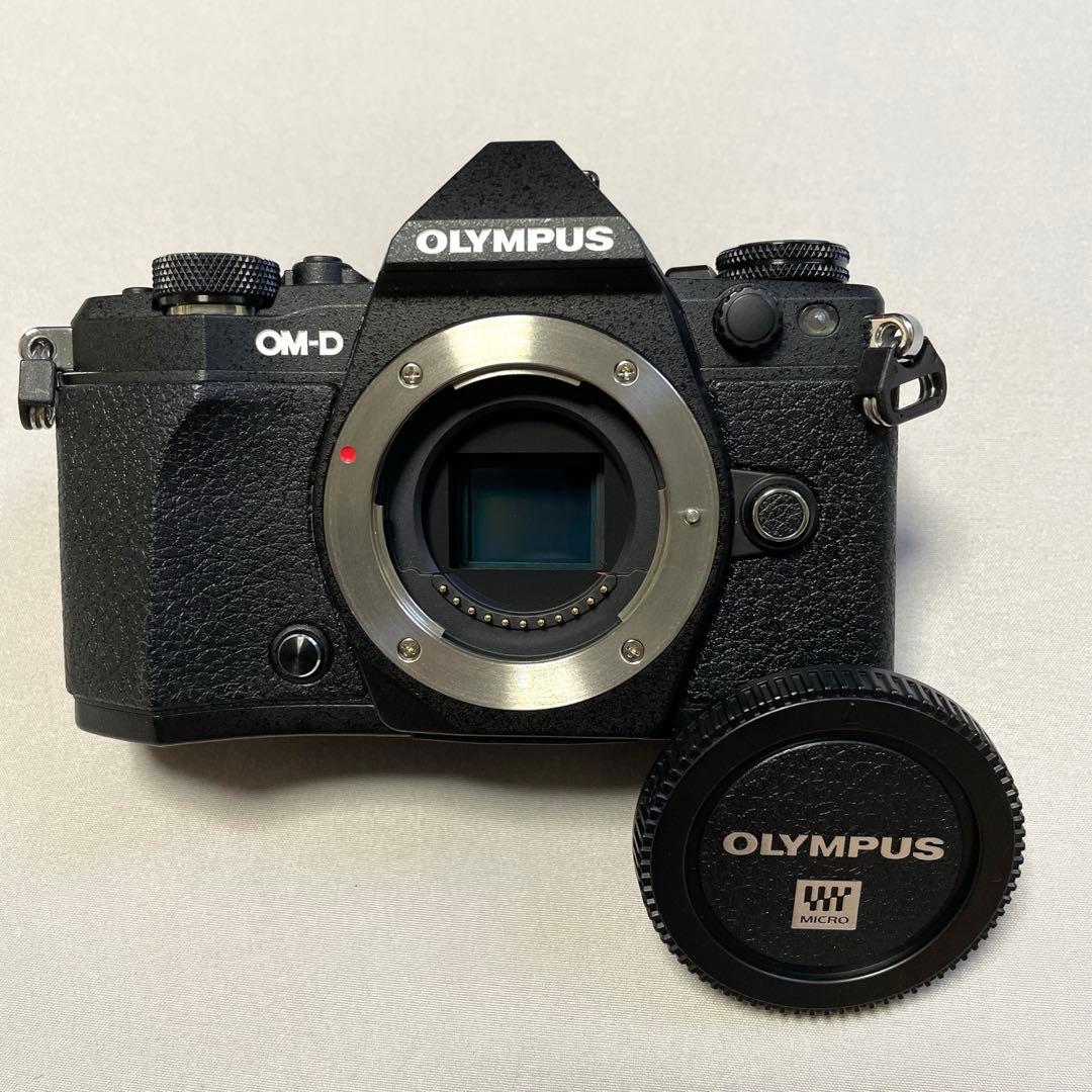 【美品】OLYMPUS OM-D E-M5 Mark II レンズキットセット