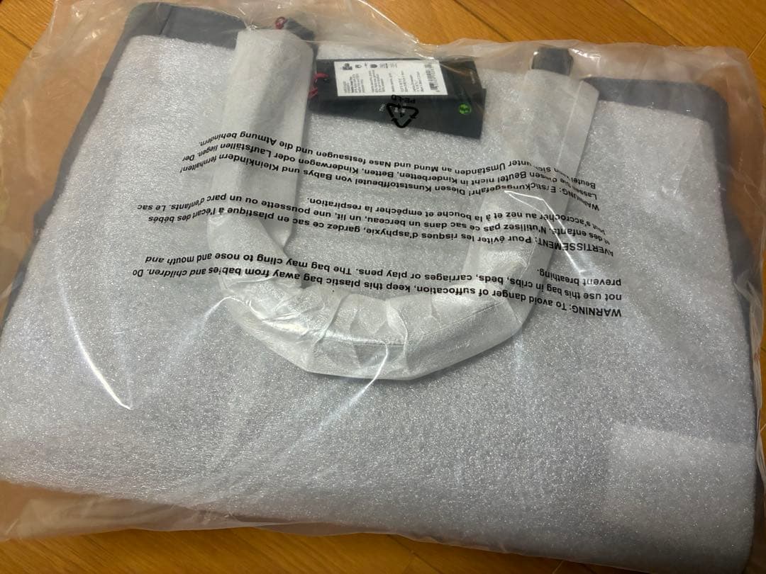 TUMI ヴァレッタ　ラージトート