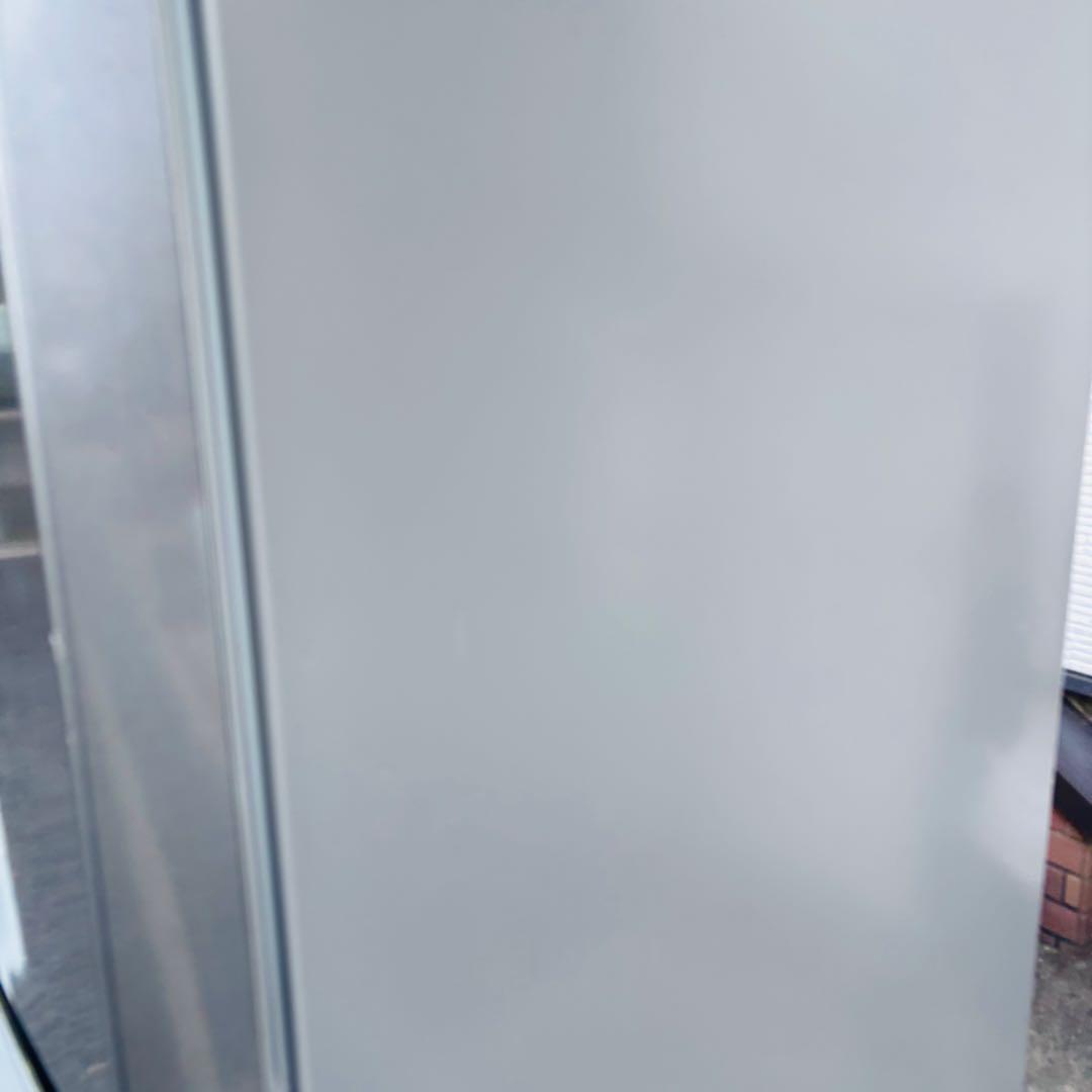 Hisense 227L 冷凍冷蔵庫 HR-B2302 2020年製