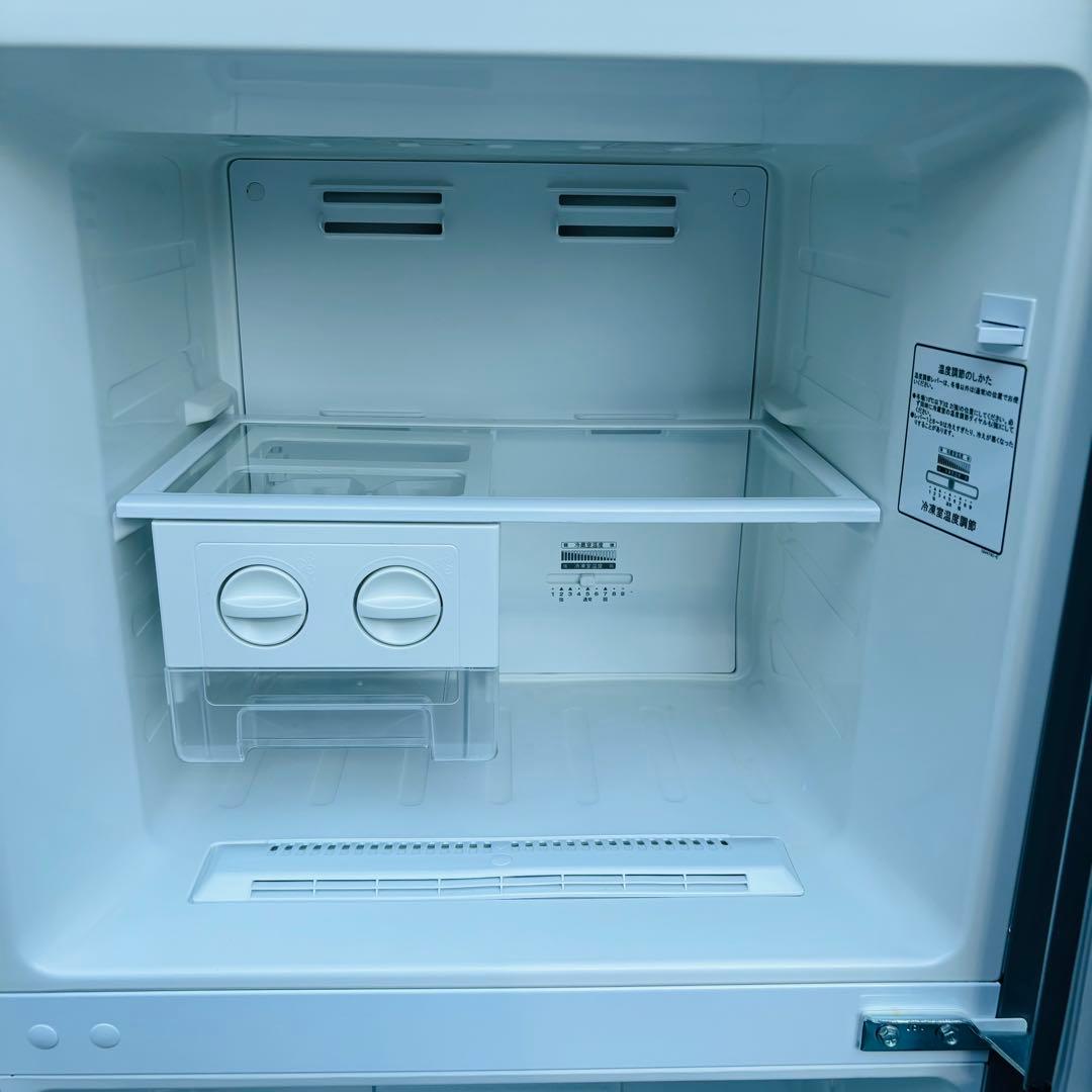 Hisense 227L 冷凍冷蔵庫 HR-B2302 2020年製