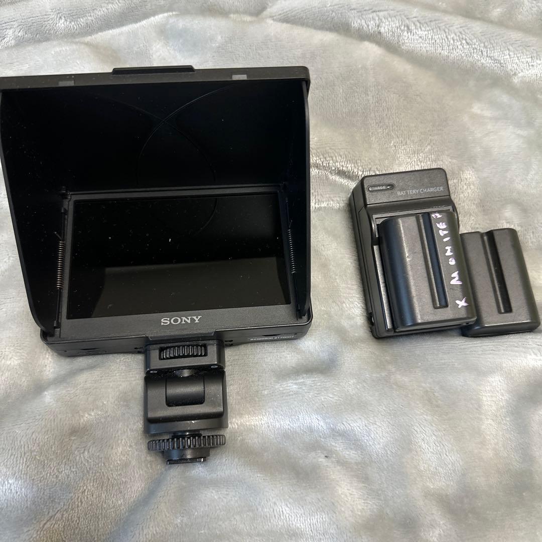 カメラモニター　Sony CLM V55