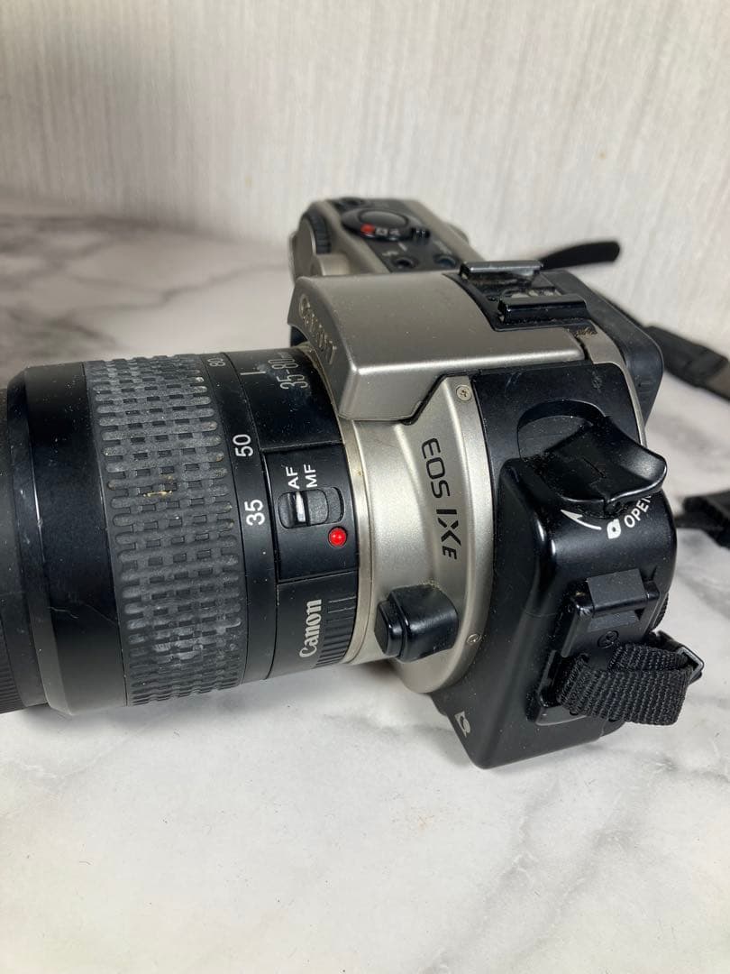 Canon EOS IXE 一眼レフカメラとレンズセット