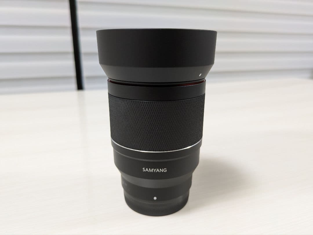 SAMYANG AF 35mm F1.4 P FEレンズ　新品未使用　1/5まで