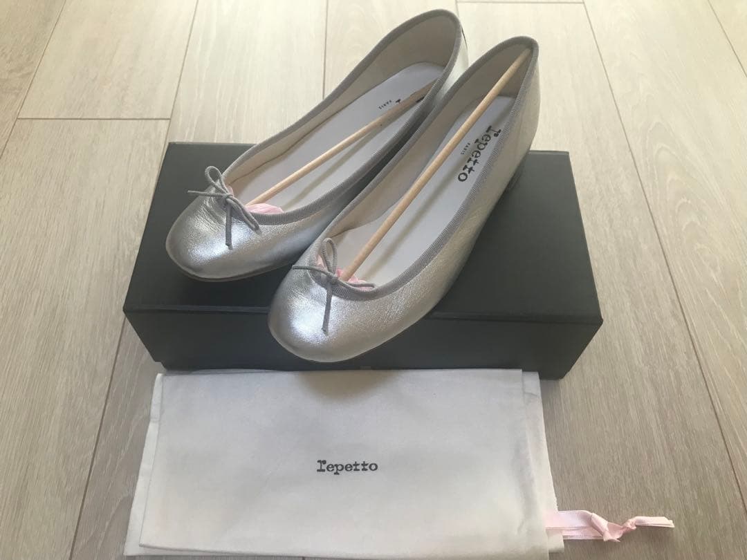 【新品未使用】【傷あり】Repetto レペットバレエシューズ シルバー37.5