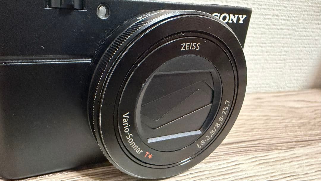 SONY　DSC-RX100M3　 コンパクトデジタルカメラ